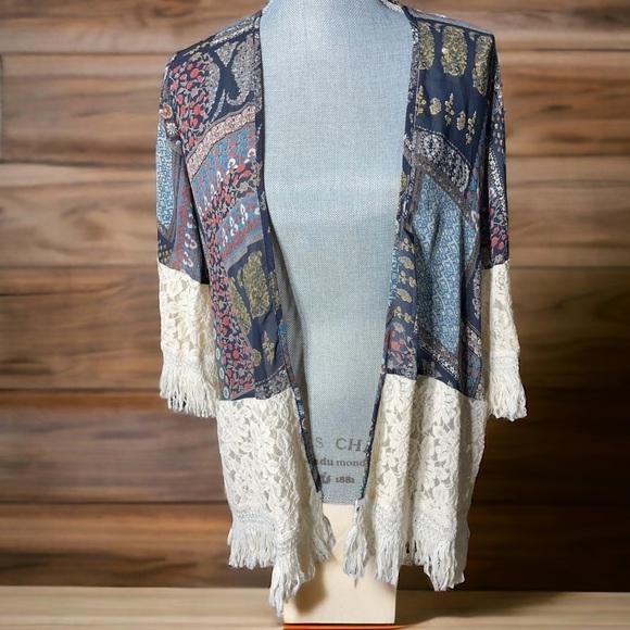 orange creek Tops - Orange Creek Open Front Lace Fringe Long Sleeve
Cardigan Kimono Women's Size Sm